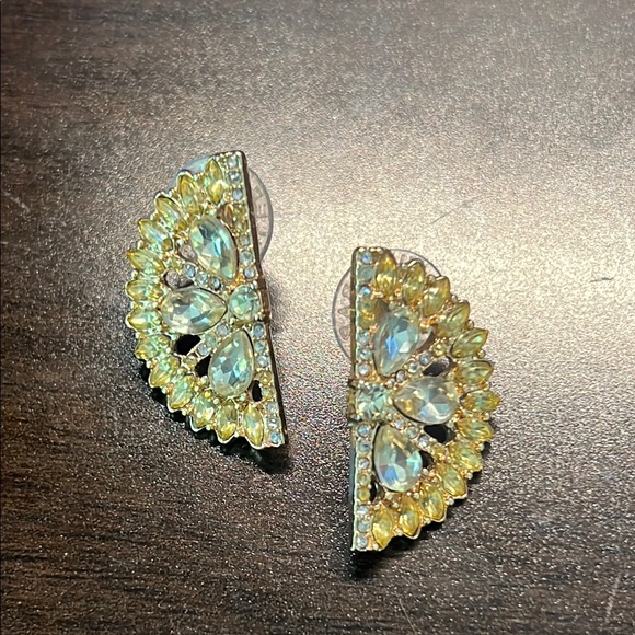BaubleBar Lemon-Shaped Earrings with Yellow Crystals 🍋✨ Gold & Silver Filigree - Picture 4 of 5